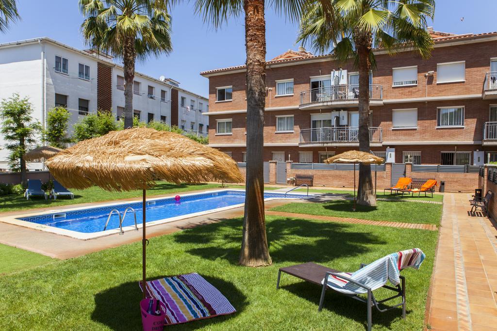 Velor Apartamentos Turisticos Castelldefels Exteriér fotografie